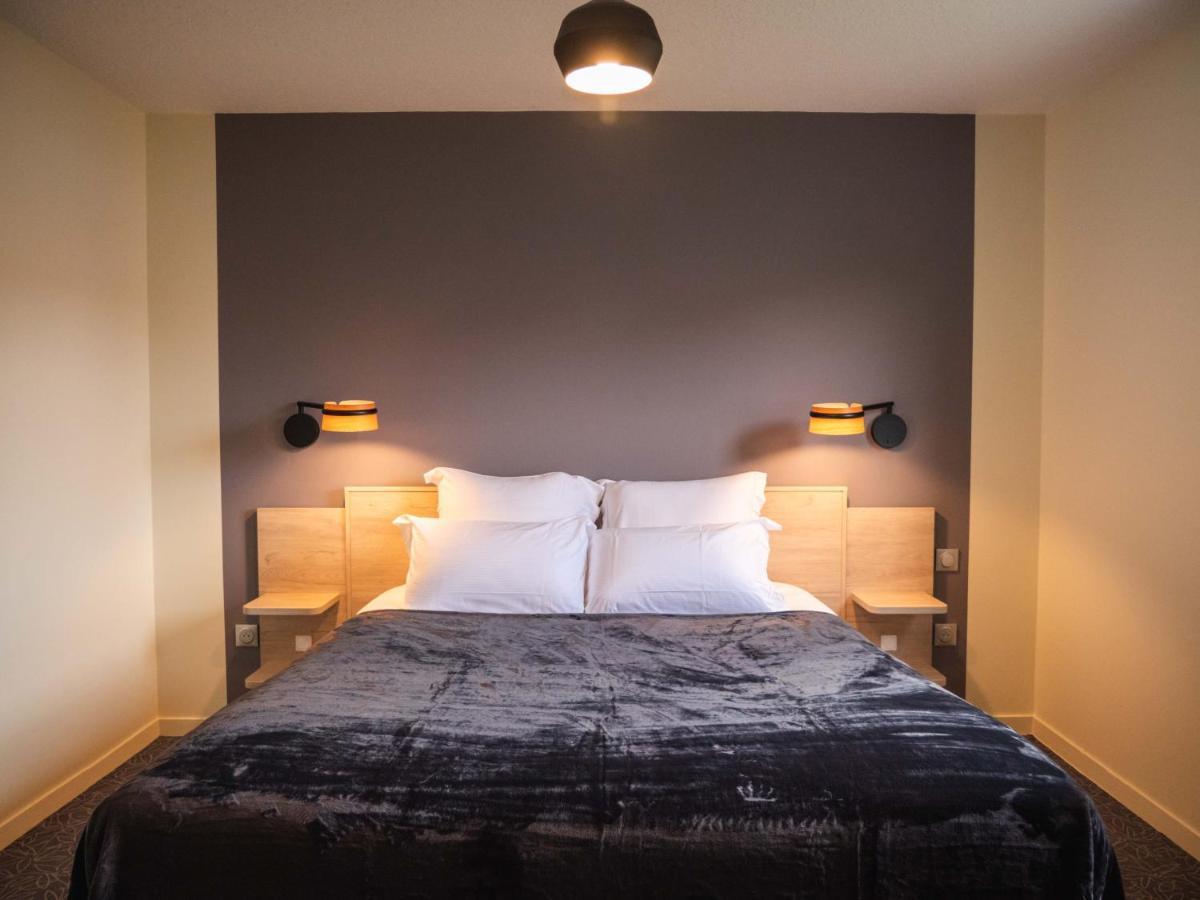 Logis Hotels Le Saint Pierre Moncoutant Экстерьер фото
