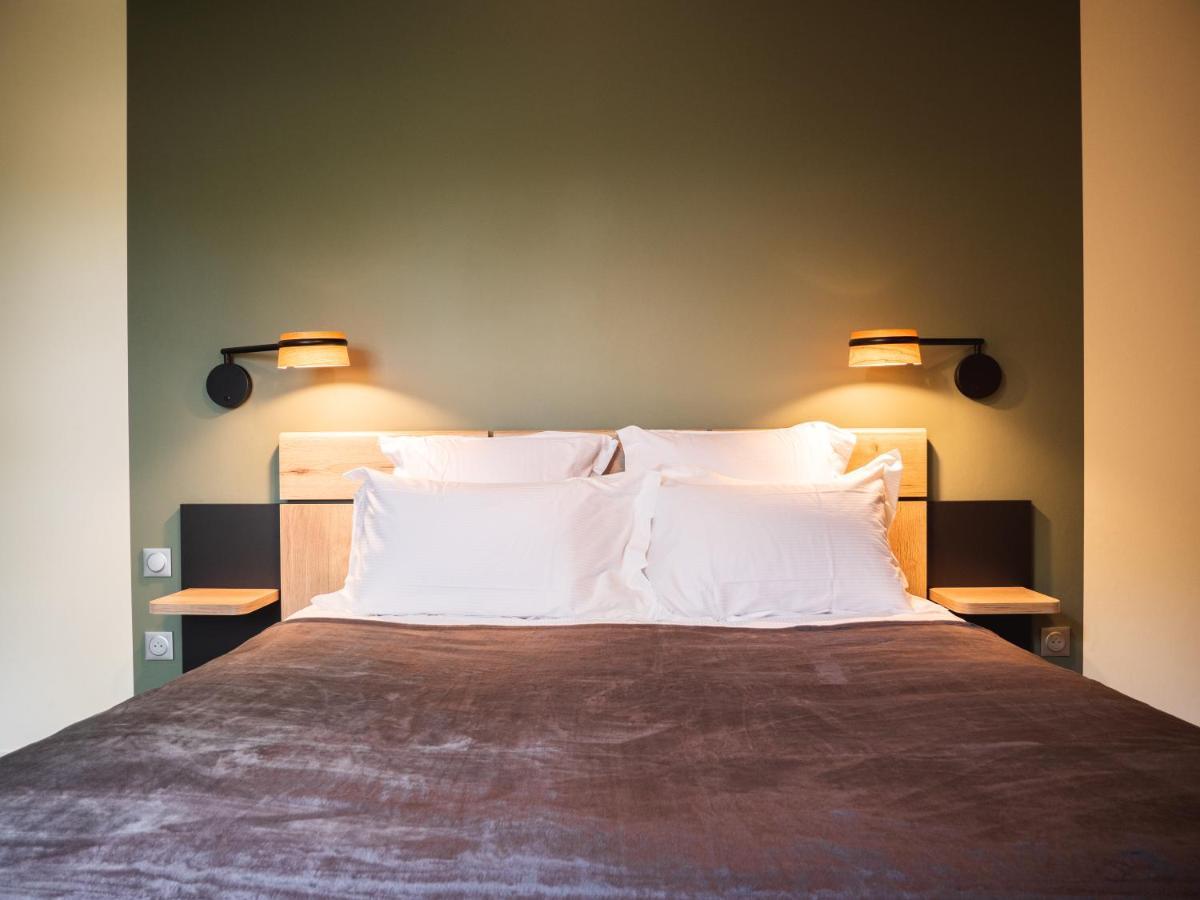 Logis Hotels Le Saint Pierre Moncoutant Экстерьер фото