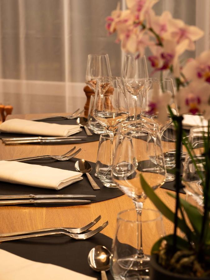 Logis Hotels Le Saint Pierre Moncoutant Экстерьер фото